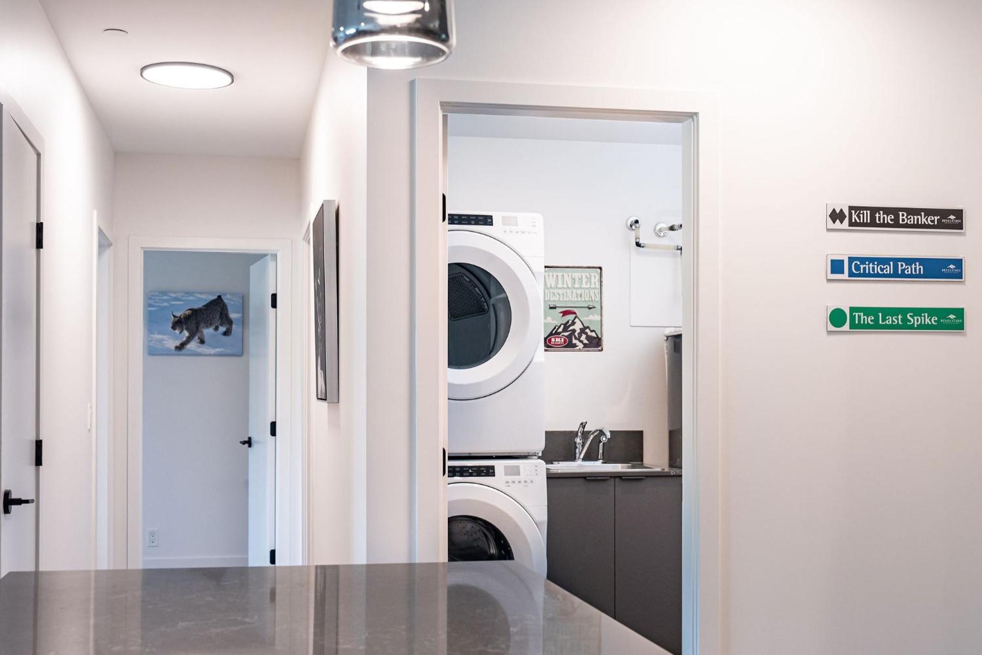 Apartamento Alpine Haven By Revelstoke Vacations Exterior foto