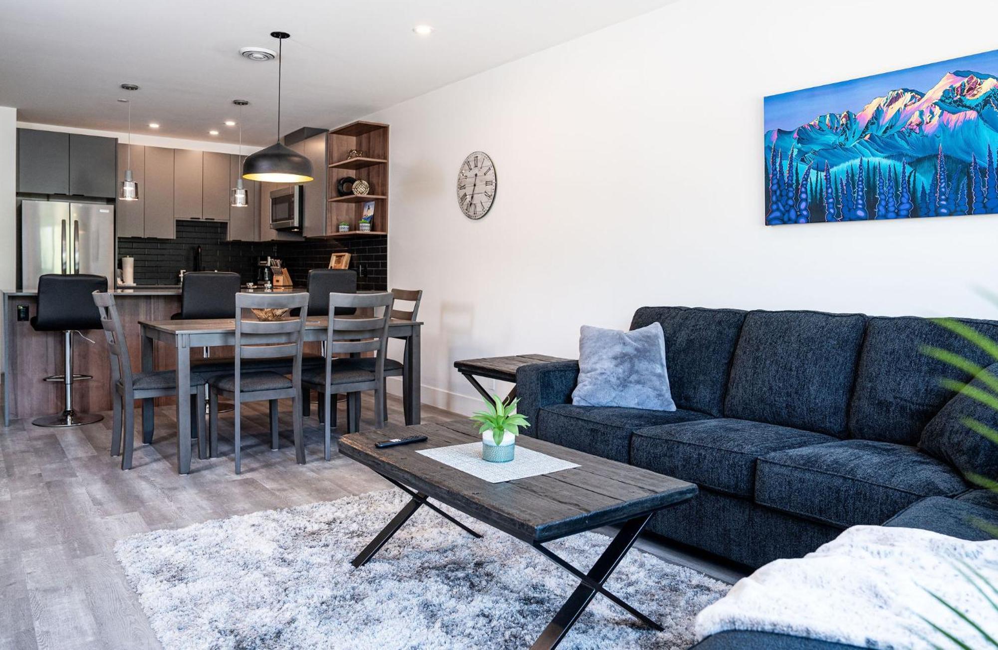 Apartamento Alpine Haven By Revelstoke Vacations Exterior foto